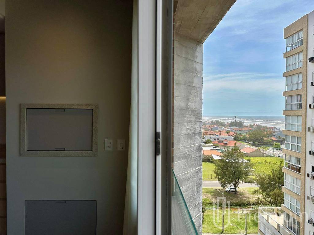apartamento 2 dorm — Zona Nova — foto 1 de 6